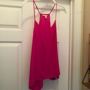 Lilly Pulitzer Fleur top in magenta. Size small